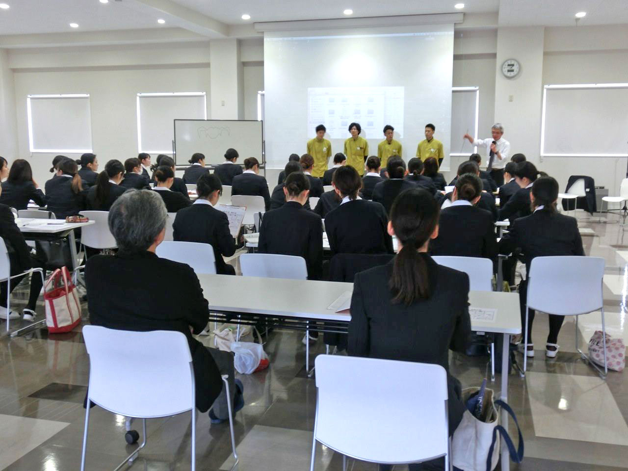 愛歯の見学　熊本歯科衛生士専門学院